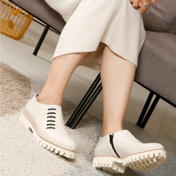 NWOT All Black off-white side cord platform shoe - Picture 3 of 6